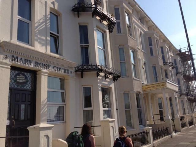Modern One Bedroom Apartment Near The Seafront Portsmouth Buitenkant foto