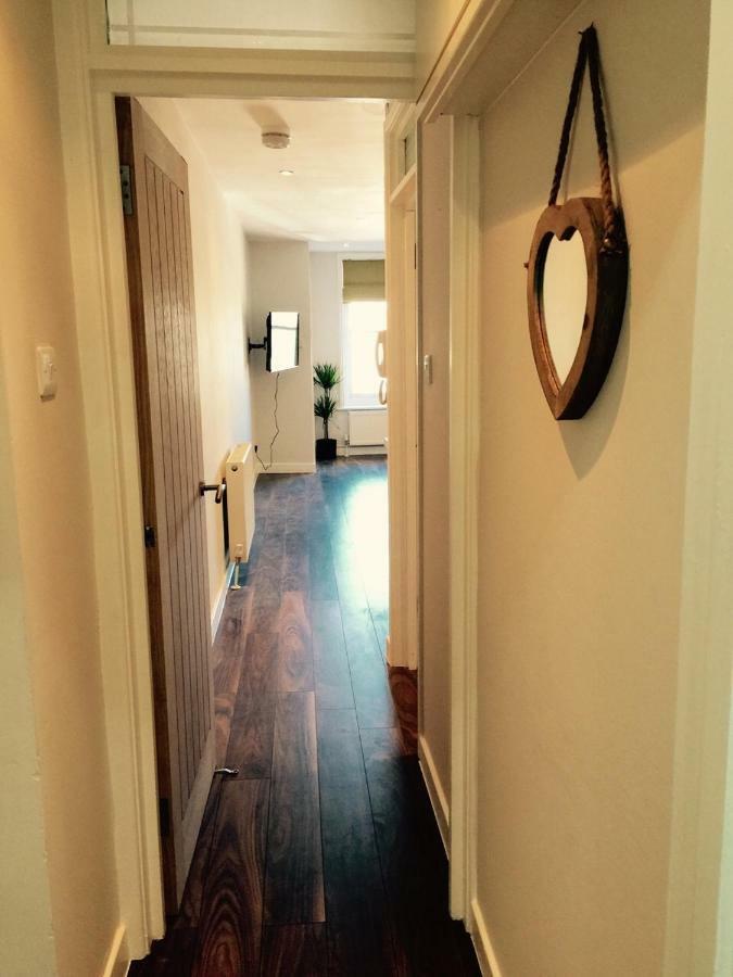 Modern One Bedroom Apartment Near The Seafront Portsmouth Buitenkant foto