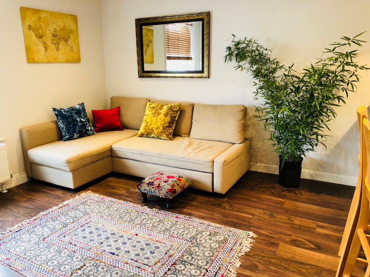 Modern One Bedroom Apartment Near The Seafront Portsmouth Buitenkant foto